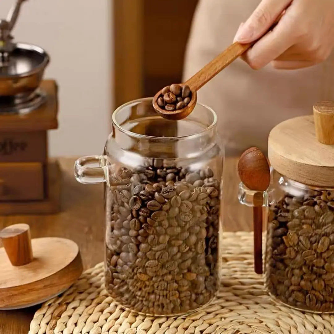Glass Jar with Wooden Lid and Spoon, 20.3oz Food Storage Containers Coffee Jar Coffee Grounds Container,
