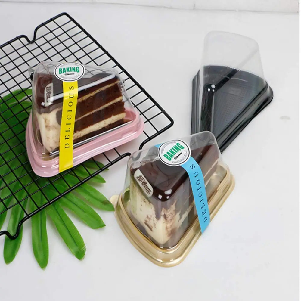 Set of 50 Cake Slice Container Cheesecake Cake Slice Container Holder Transparent Plastic Cakes Box (black)